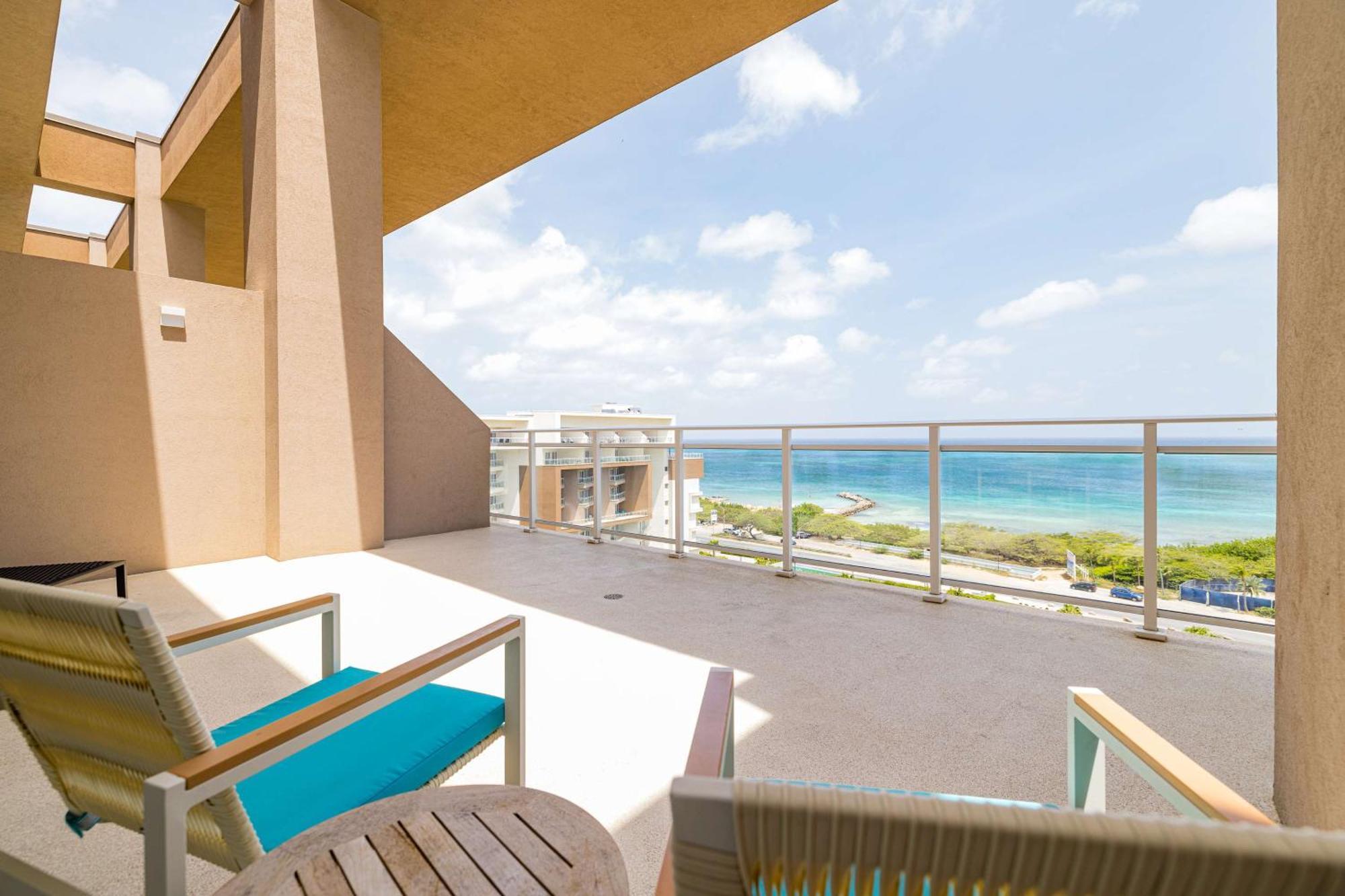 Embassy Suites By Hilton Aruba Beach Resort Palm Beach Dış mekan fotoğraf