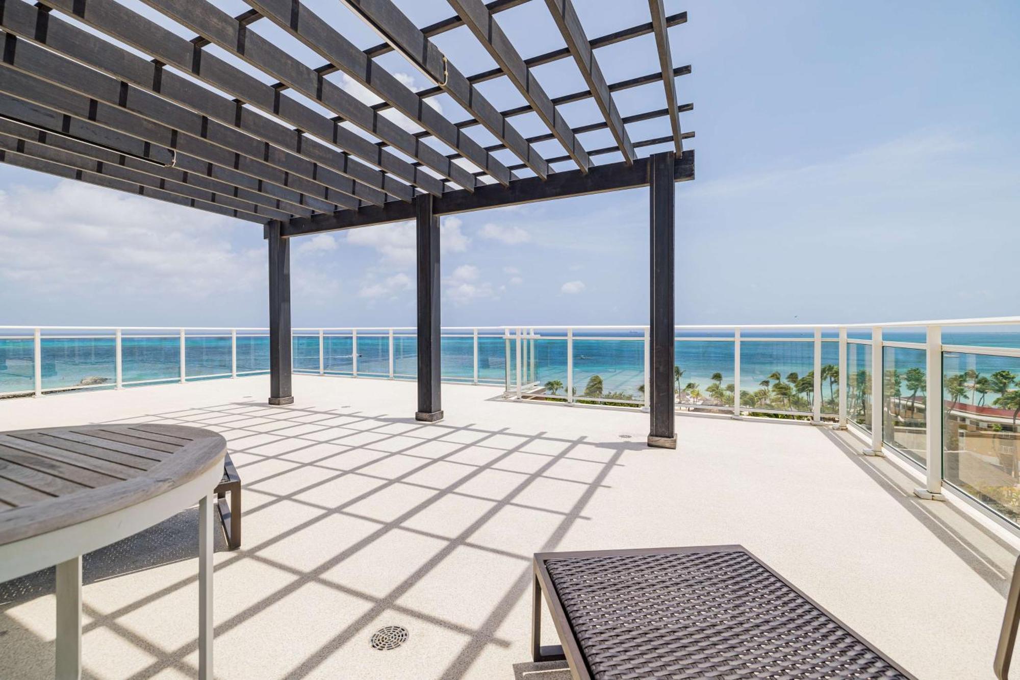 Embassy Suites By Hilton Aruba Beach Resort Palm Beach Dış mekan fotoğraf