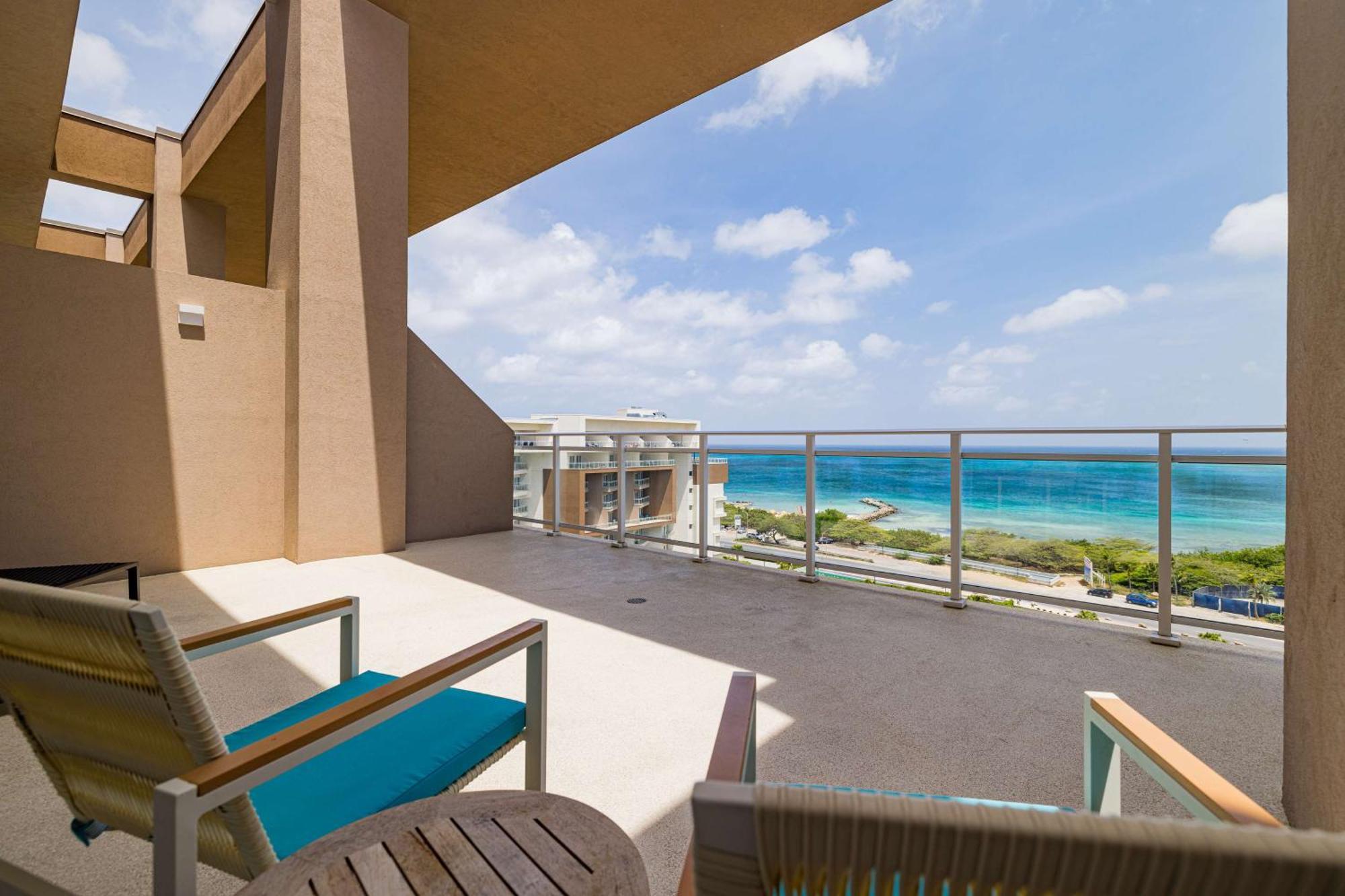 Embassy Suites By Hilton Aruba Beach Resort Palm Beach Dış mekan fotoğraf