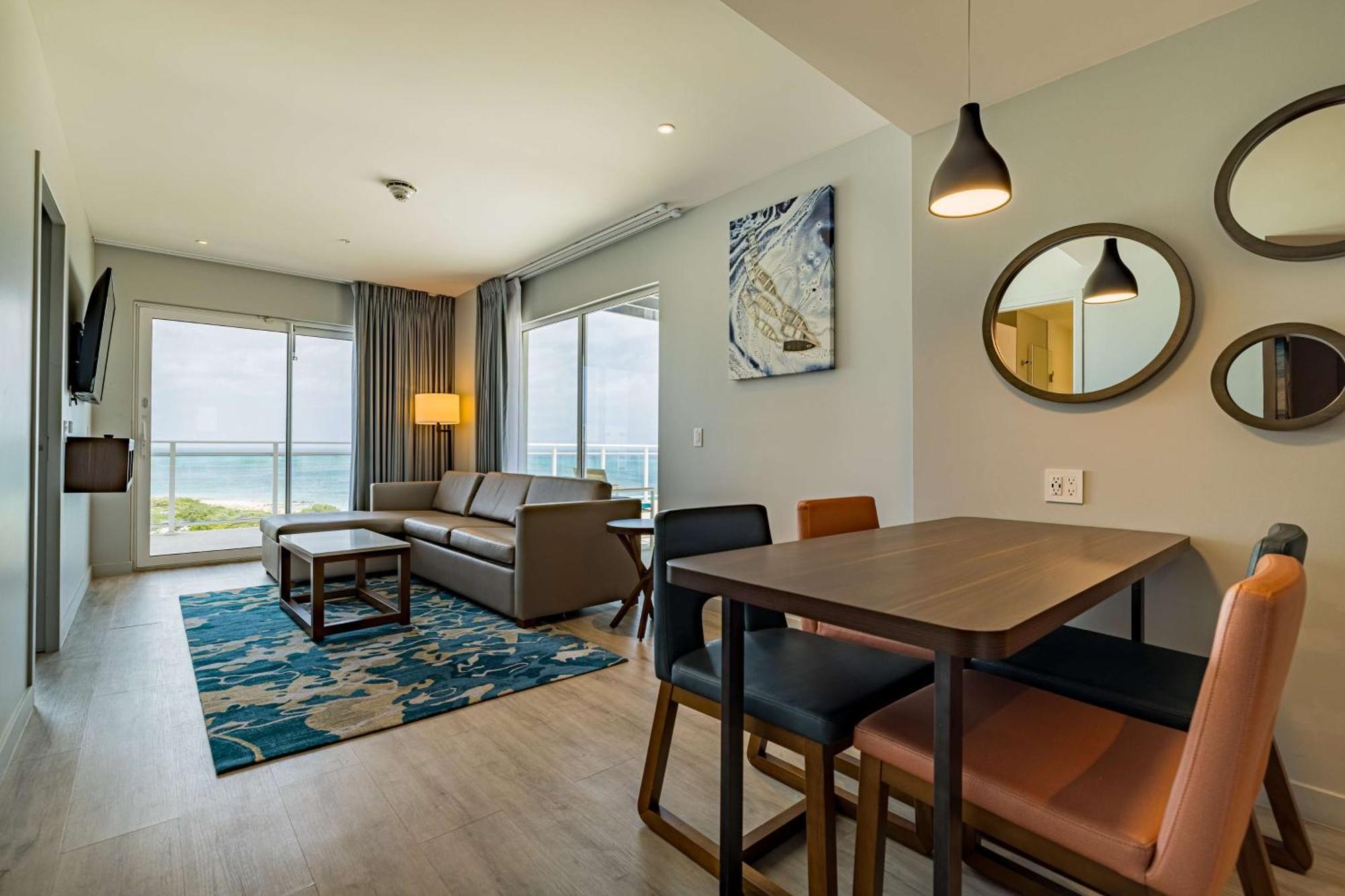 Embassy Suites By Hilton Aruba Beach Resort Palm Beach Dış mekan fotoğraf